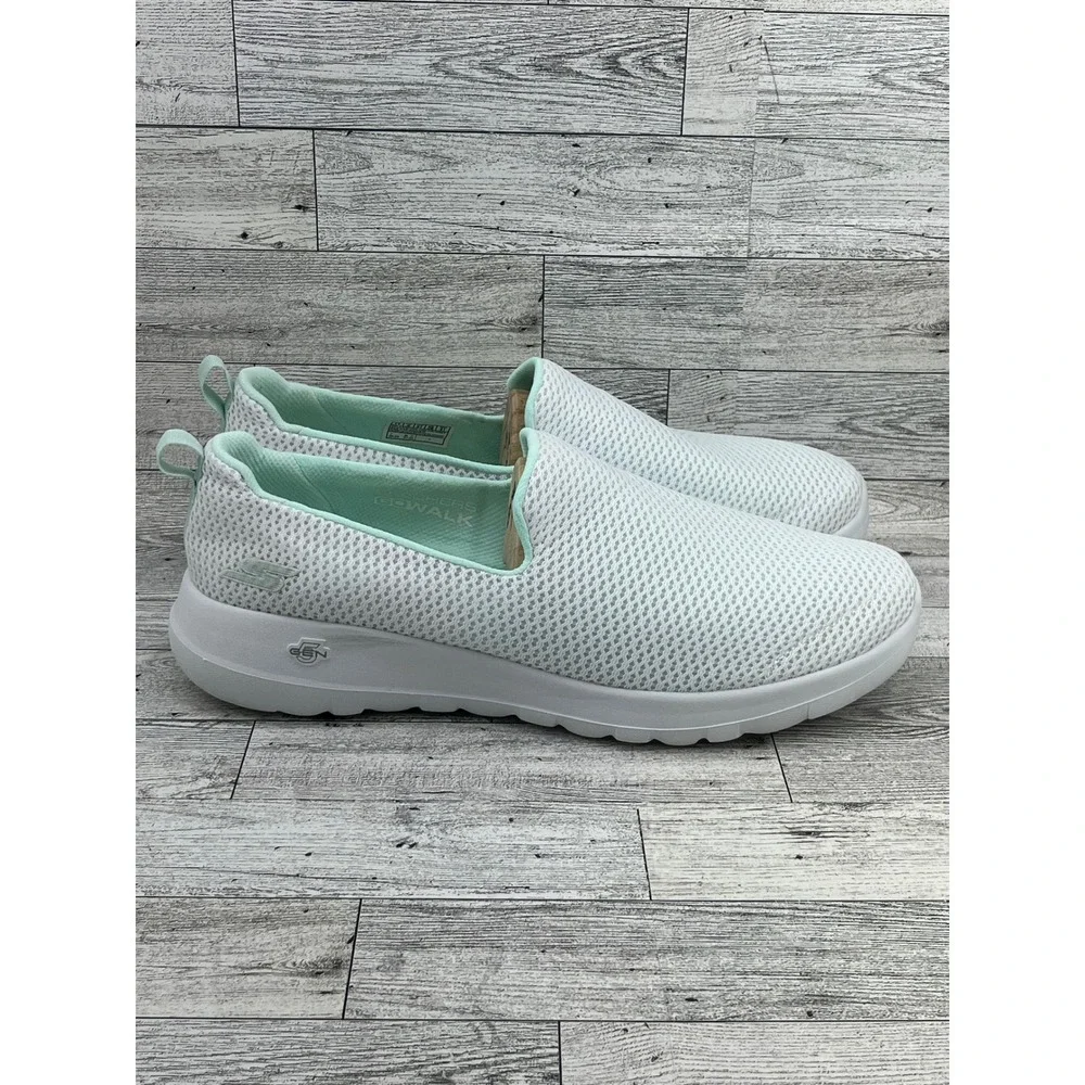 Skechers experience ultimate